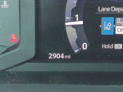 Certified 2026 Toyota Tacoma SR5 RWD image 24