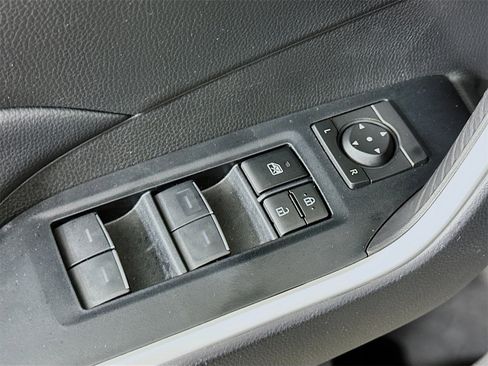 Used 2024 Toyota RAV4 XLE image 18