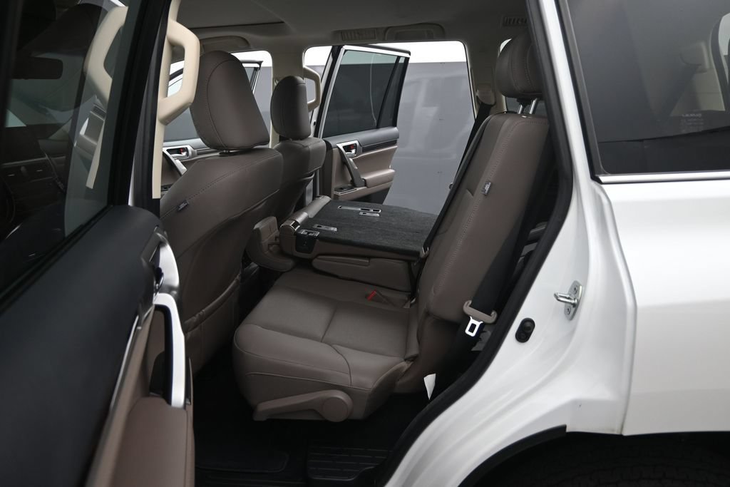 Used 2023 Lexus GX 460 Premium w/ Premium Package AWD/4WD image 25