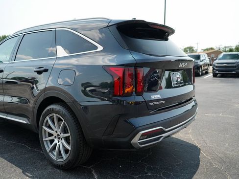 Used 2023 Kia Sorento EX w/ Panoramic Sunroof Package AWD/4WD image 22