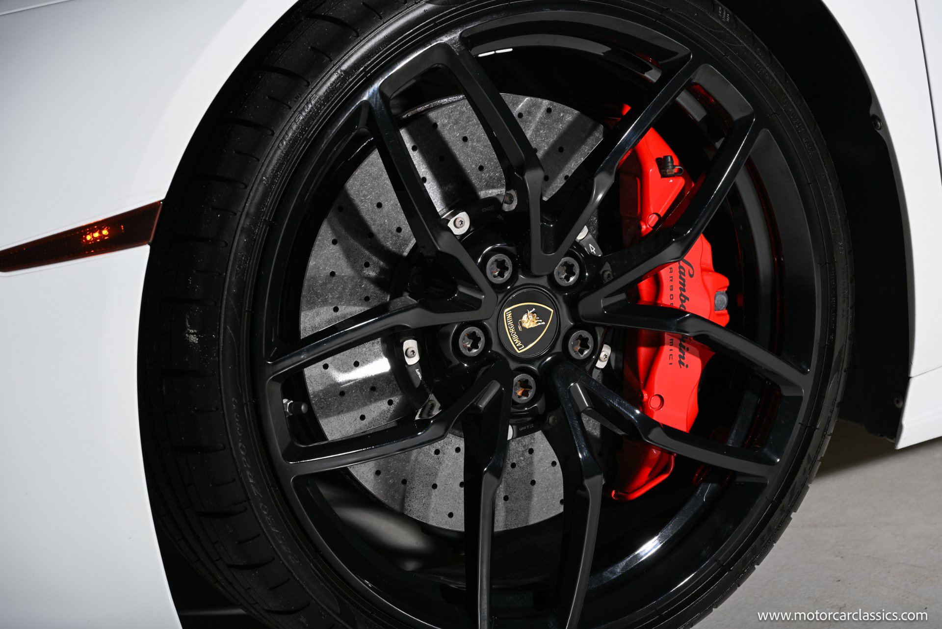Used 2015 Lamborghini Huracan LP 610-4 AWD/4WD image 28