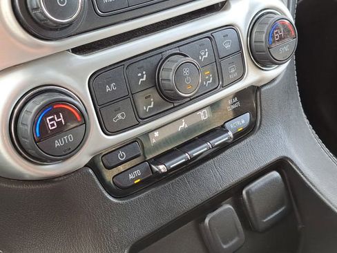 Used 2018 GMC Yukon XL SLE w/ Convenience Package image 22