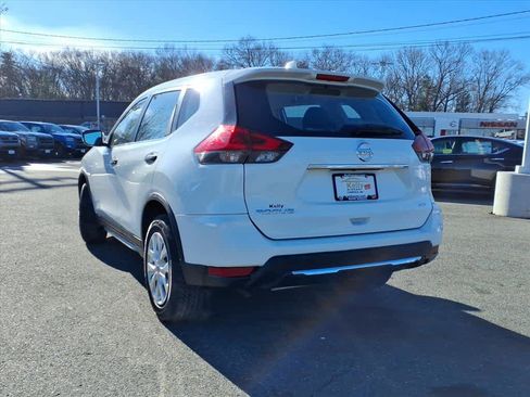 Certified 2018 Nissan Rogue S image 7