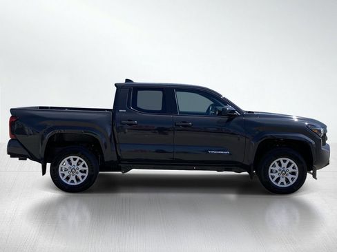Certified 2026 Toyota Tacoma SR5 image 9