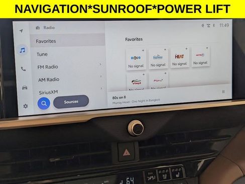 Used 2025 Toyota Crown Signia w/ Advanced Technology Package image 21