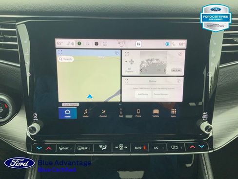 Used 2023 Jeep Wagoneer Series III w/ Premium Group I image 12