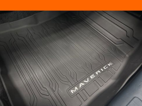 New 2025 Ford Maverick XLT w/ XLT Luxury Package image 30