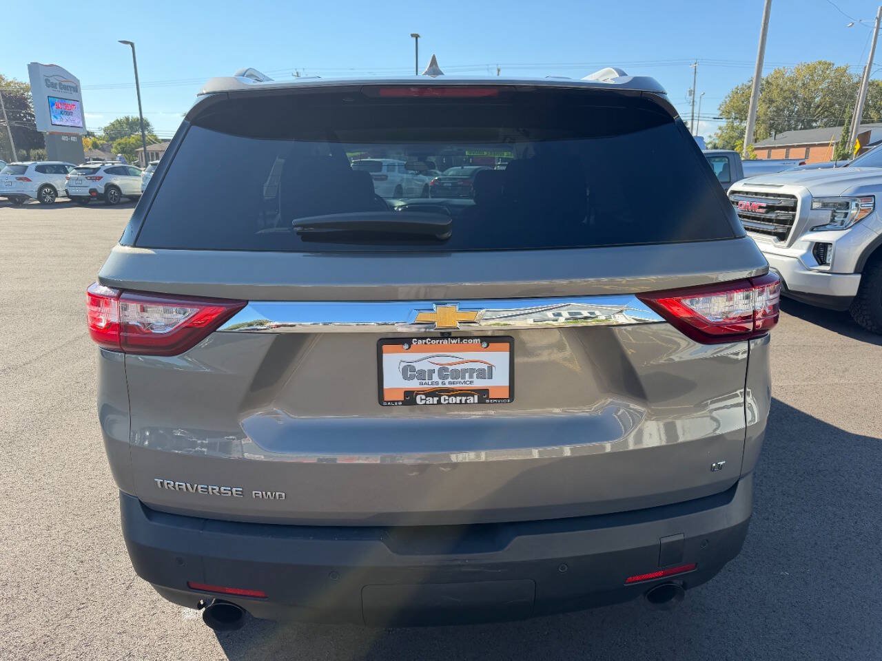 Used 2018 Chevrolet Traverse LT AWD/4WD image 4