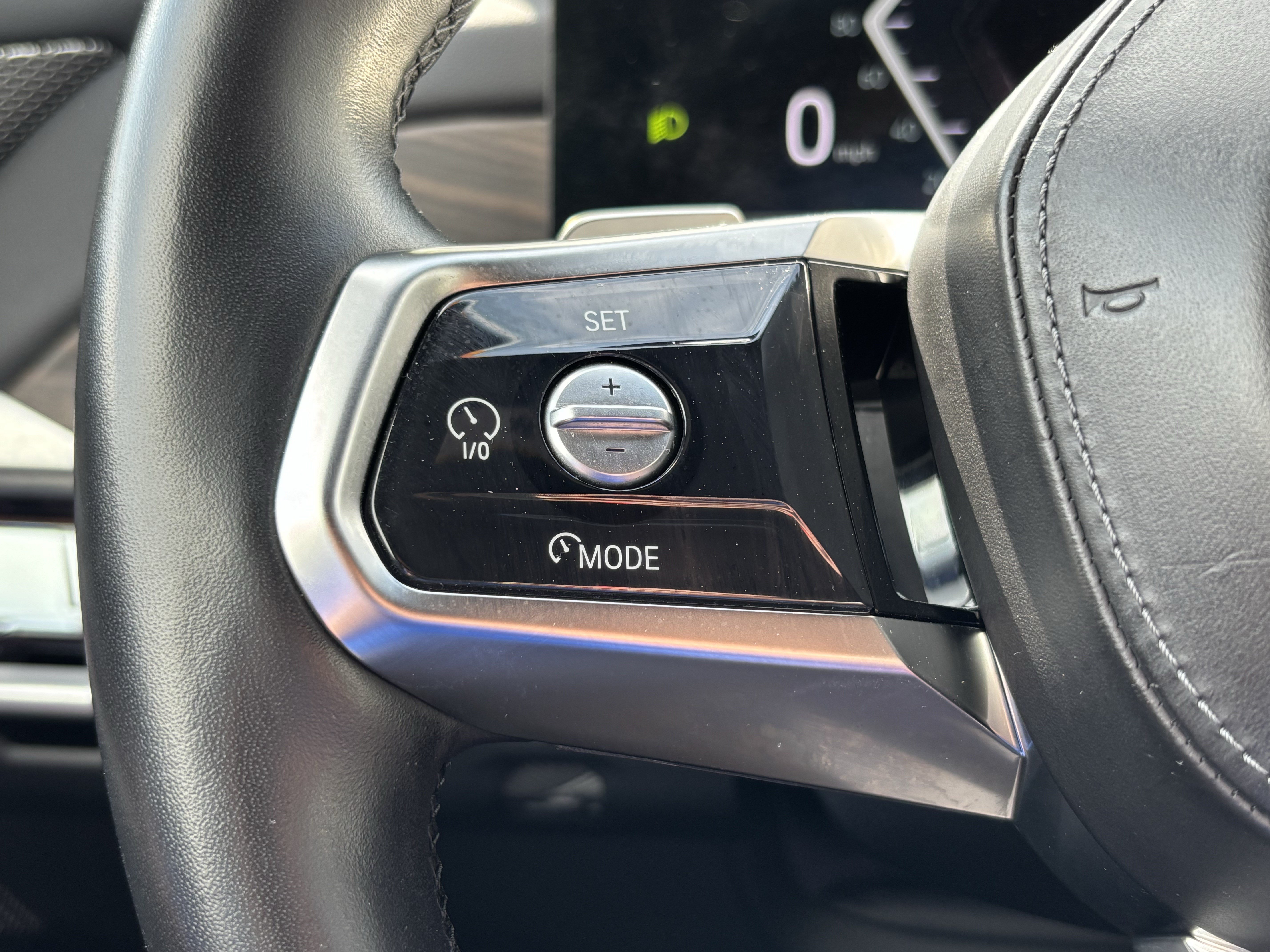 Certified 2024 BMW i7 xDrive60 AWD/4WD image 19