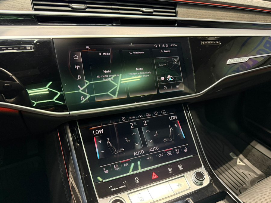 Used 2022 Audi A8 L 3.0T AWD/4WD image 28