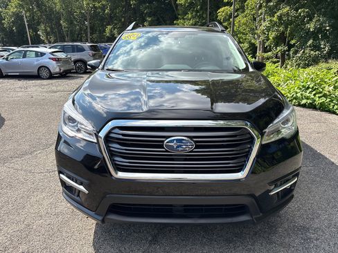 Used 2022 Subaru Ascent Limited image 2