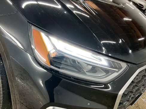 Used 2022 Audi Q5 e Premium Plus w/ Premium Plus Package image 30