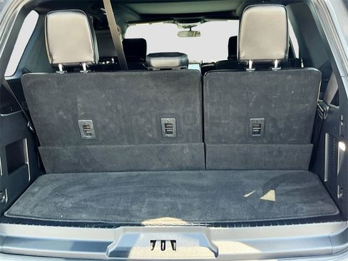 Used 2021 Ford Expedition Limited image 29