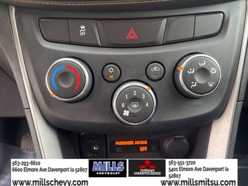 Used 2017 Chevrolet Trax LT FWD image 14