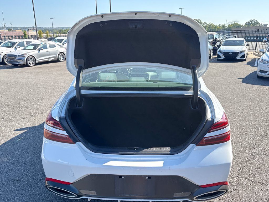 Used 2025 Genesis G70 2.5T AWD/4WD image 6