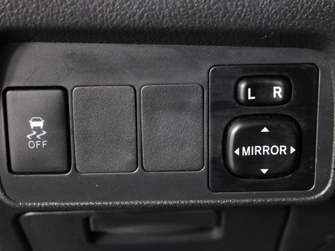 Used 2013 Toyota Corolla S image 21