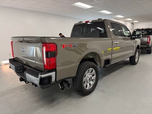 New 2026 Ford F250 Lariat w/ Lariat Premium Package image 6