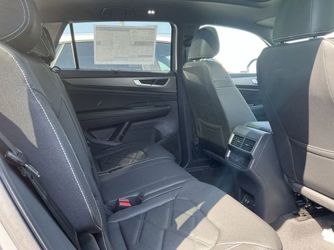 New 2026 Volkswagen Atlas Cross Sport SE AWD/4WD image 25