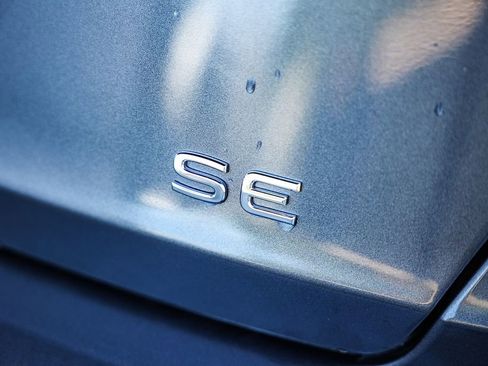 Used 2022 Volkswagen Jetta SE image 13