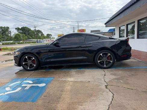 Used 2015 Ford Mustang Coupe w/ Equipment Group 051A RWD image 5