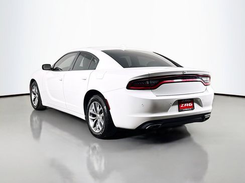 Used 2016 Dodge Charger SXT w/ Plus Group image 3