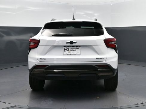 Used 2024 Chevrolet Trax ACTIV w/ Driver Confidence Package image 6