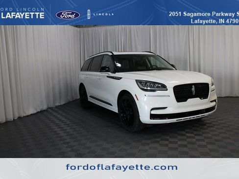 Used 2022 Lincoln Aviator Reserve w/ Equipment Group 201A image 1