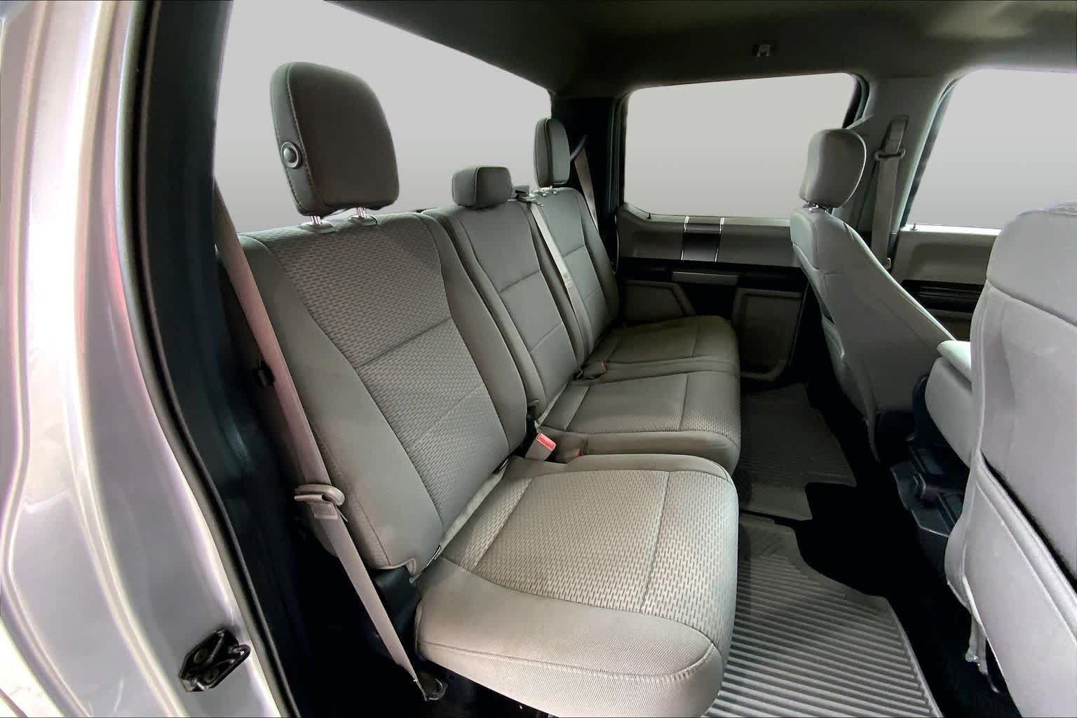 Used 2018 Ford F150 XLT w/ Equipment Group 302A Luxury AWD/4WD image 19