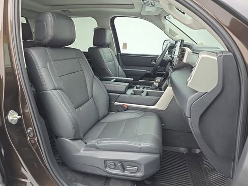 Used 2024 Toyota Tundra Limited AWD/4WD image 53