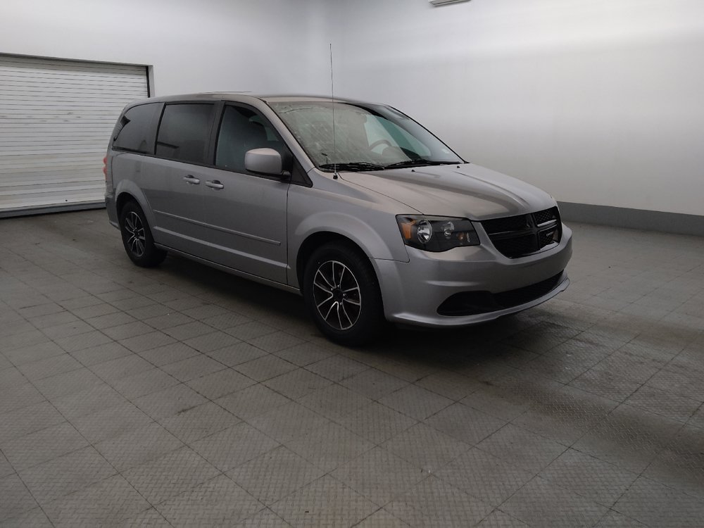Used 2016 Dodge Grand Caravan SE FWD image 11