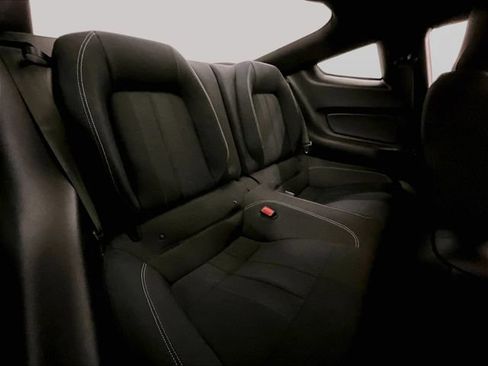 Certified 2020 Ford Mustang Coupe RWD image 26