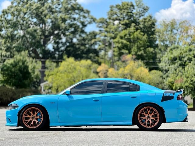 Used 2018 Dodge Charger R/T RWD image 12