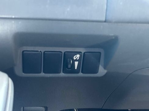 Used 2014 Toyota Prius V Three FWD image 22