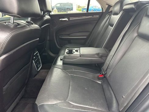 Used 2017 Chrysler 300 C w/ Safetytec Plus Group AWD/4WD image 26