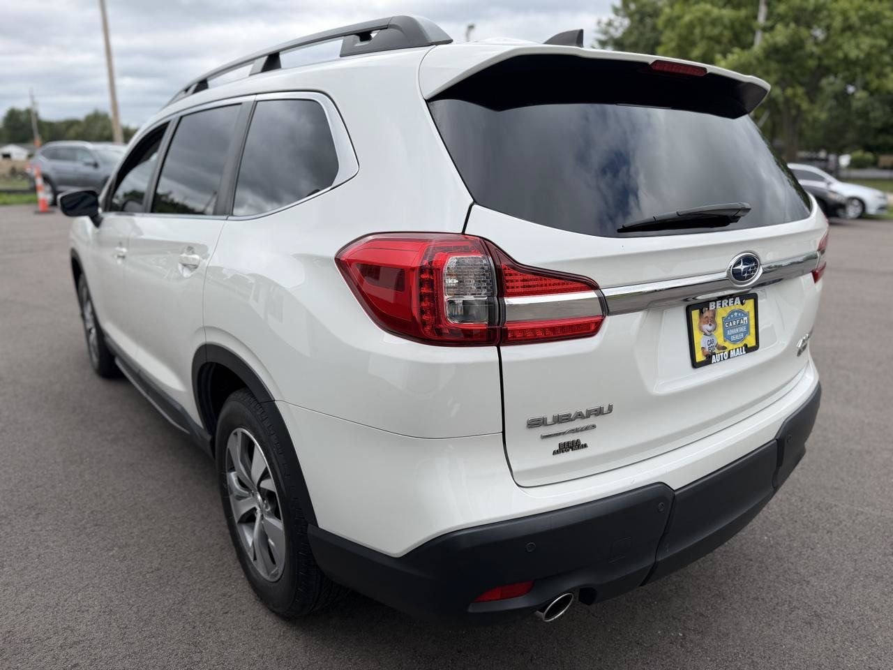 Used 2020 Subaru Ascent Premium w/ Convenience Package AWD/4WD image 12
