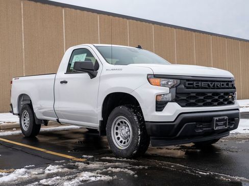 New 2026 Chevrolet Silverado 1500 W/T AWD/4WD image 2