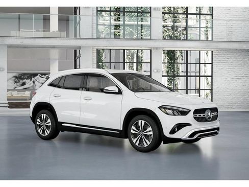 Certified 2026 Mercedes-Benz GLA 250 image 12