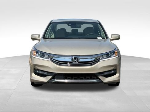 Used 2016 Honda Accord EX-L image 8