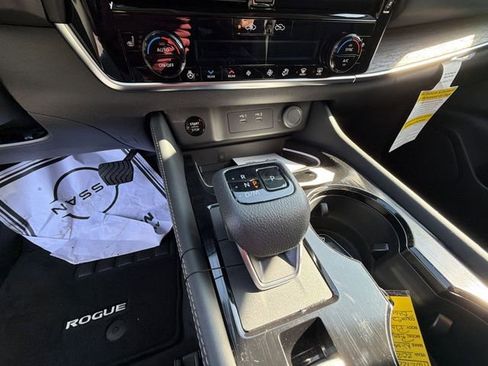 New 2026 Nissan Rogue Platinum w/ Platinum Premium Package image 19