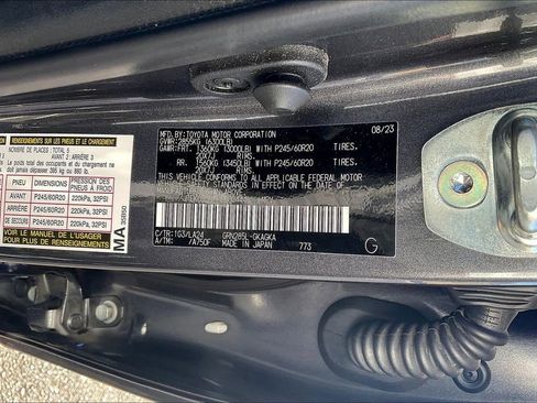 Used 2023 Toyota 4Runner Limited image 19