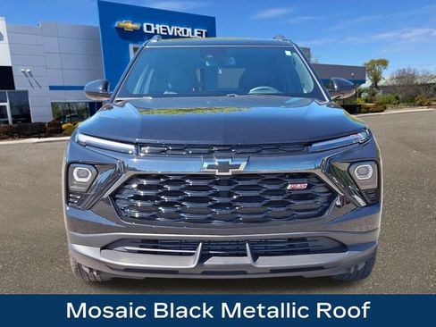 Used 2025 Chevrolet TrailBlazer RS w/ Convenience Package AWD/4WD image 23