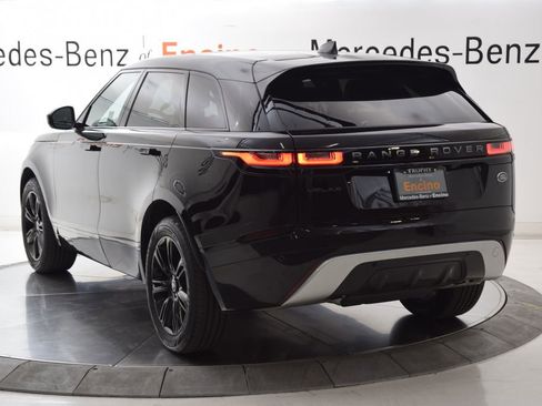 Used 2022 Land Rover Range Rover Velar R-Dynamic S image 4