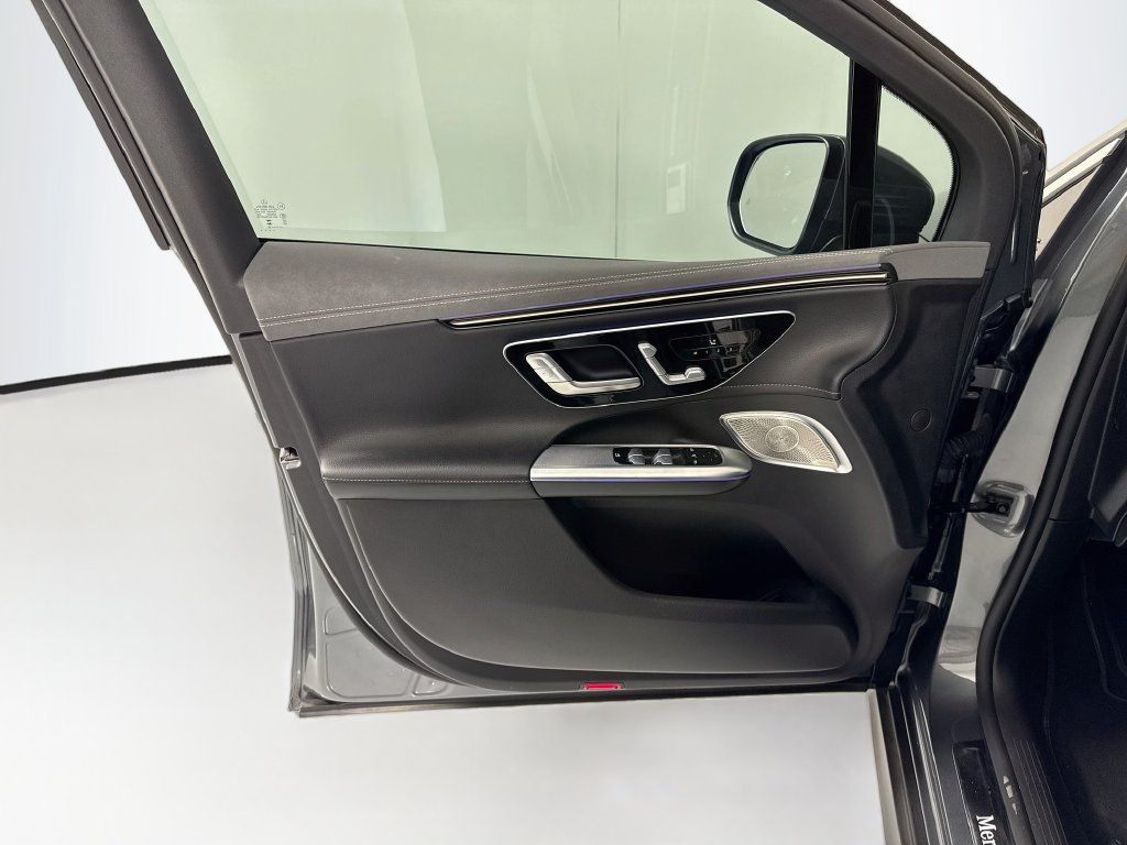Certified 2023 Mercedes-Benz EQE 350+ SUV image 24