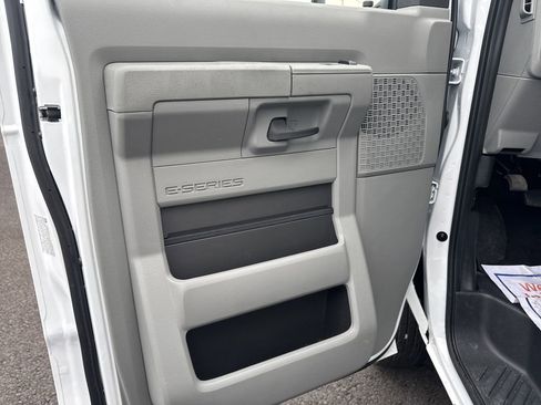 New 2025 Ford E-450 and Econoline 450 Super Duty w/ Driver's Safety Package image 11