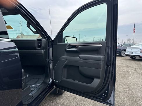 Used 2025 GMC Sierra 1500 SLT image 19