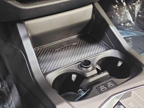 New 2025 BMW 228i xDrive w/ Technology Package image 19