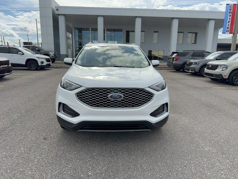 Certified 2024 Ford Edge SEL image 3