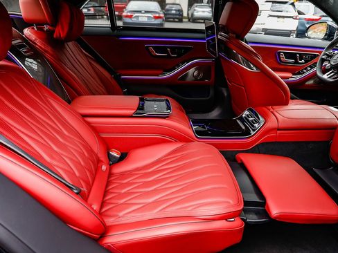 Certified 2026 Mercedes-Benz S 63 AMG S image 20