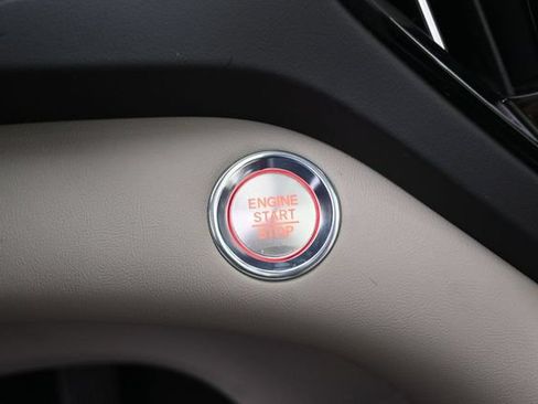 Used 2025 Acura RDX SH-AWD w/ Advance Package image 25