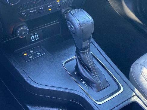 Used 2020 Ford Ranger XLT image 11